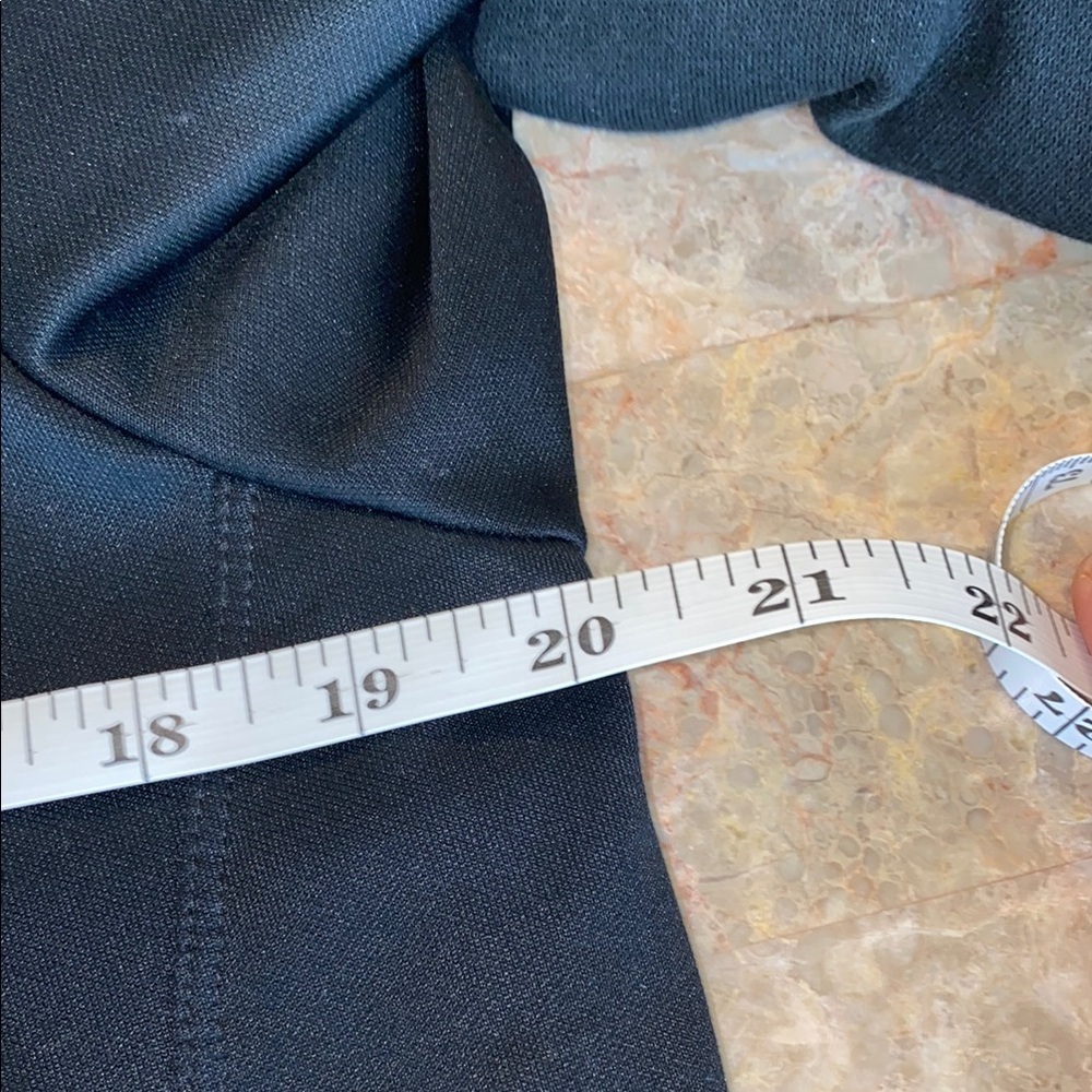 Nike Black Zip-Up Jacket - Picture 8 of 9